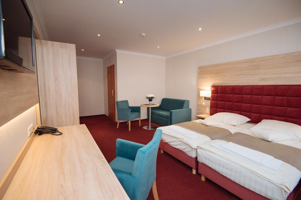 Sulechów Hotel Texicana מראה חיצוני תמונה
