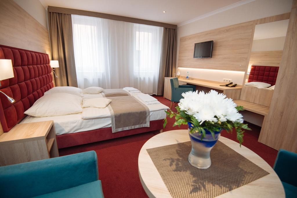 Sulechów Hotel Texicana מראה חיצוני תמונה