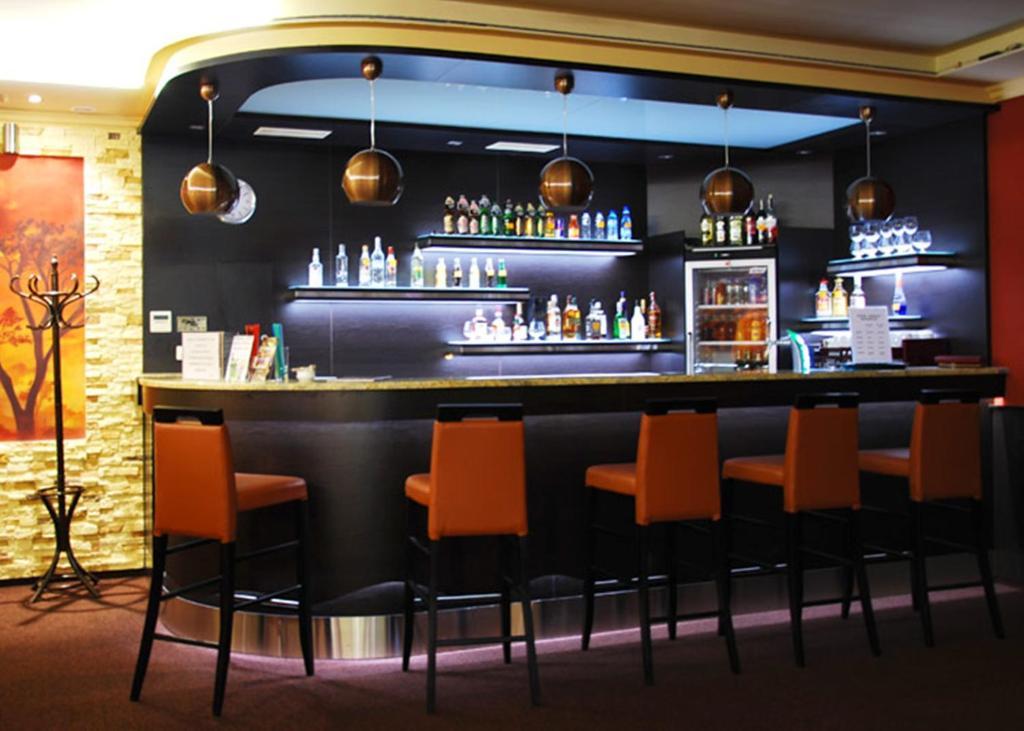 Sulechów Hotel Texicana מראה חיצוני תמונה