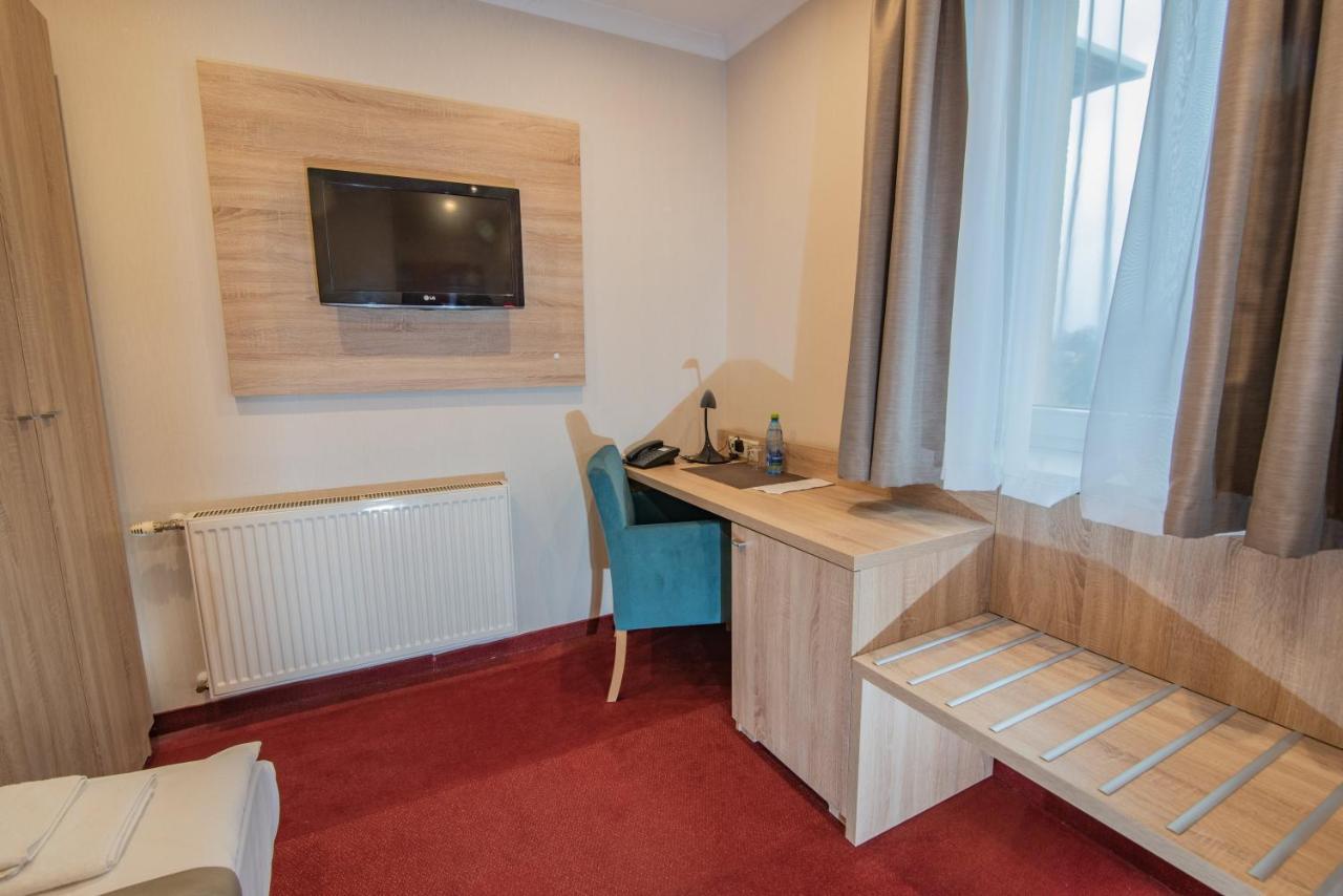 Sulechów Hotel Texicana מראה חיצוני תמונה