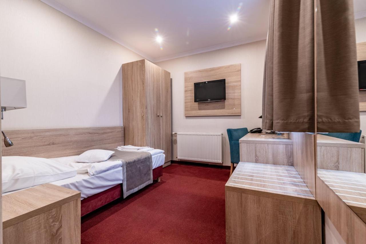 Sulechów Hotel Texicana מראה חיצוני תמונה