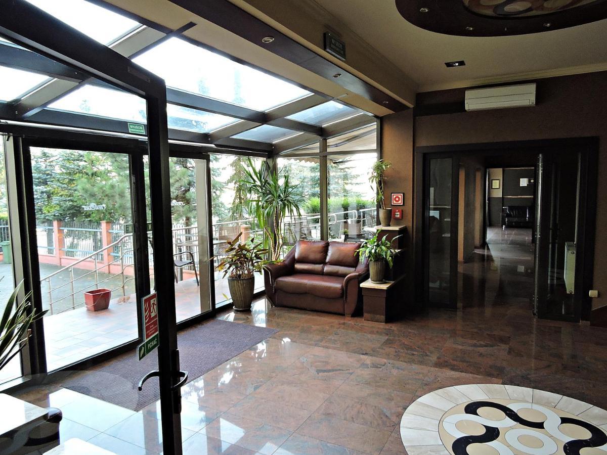 Sulechów Hotel Texicana מראה חיצוני תמונה